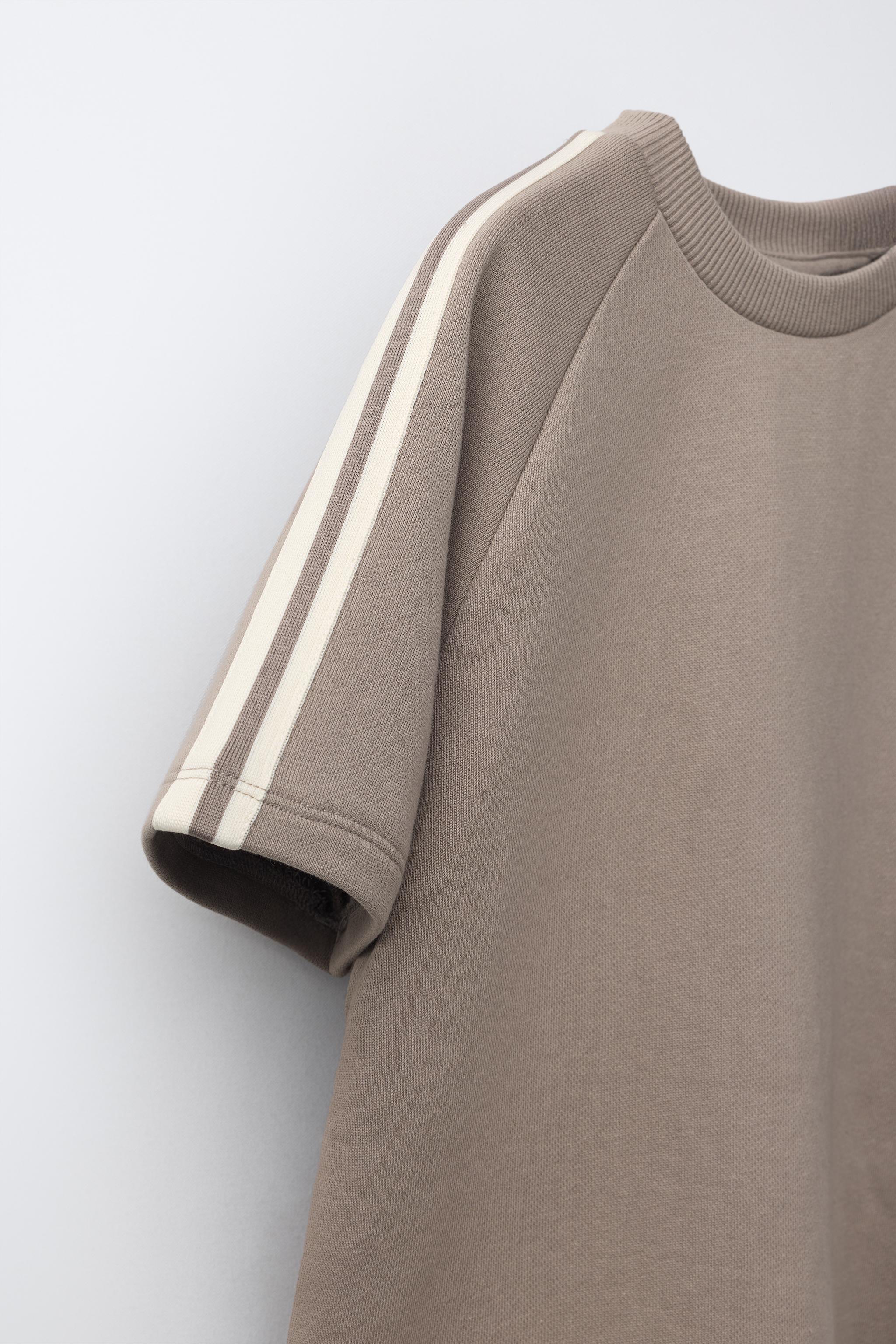 ENSEMBLE T-SHIRT ET SHORT EN MOLLETON À BANDES